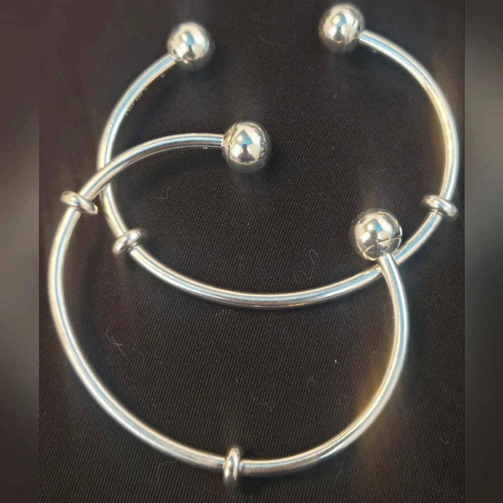 Pandora Bracelet - Picture 1 of 3